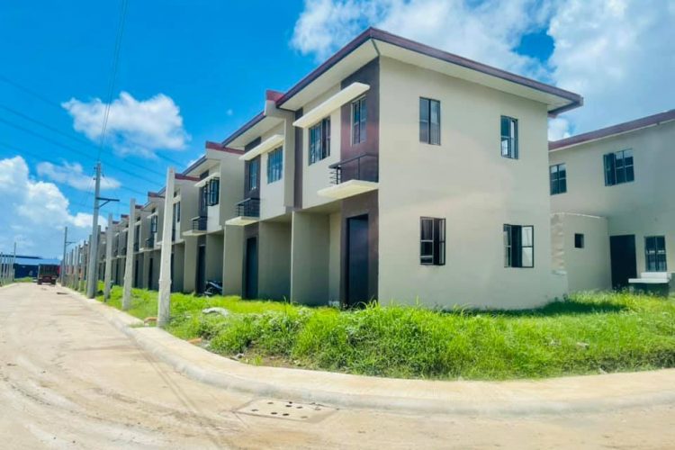 lumina homes community