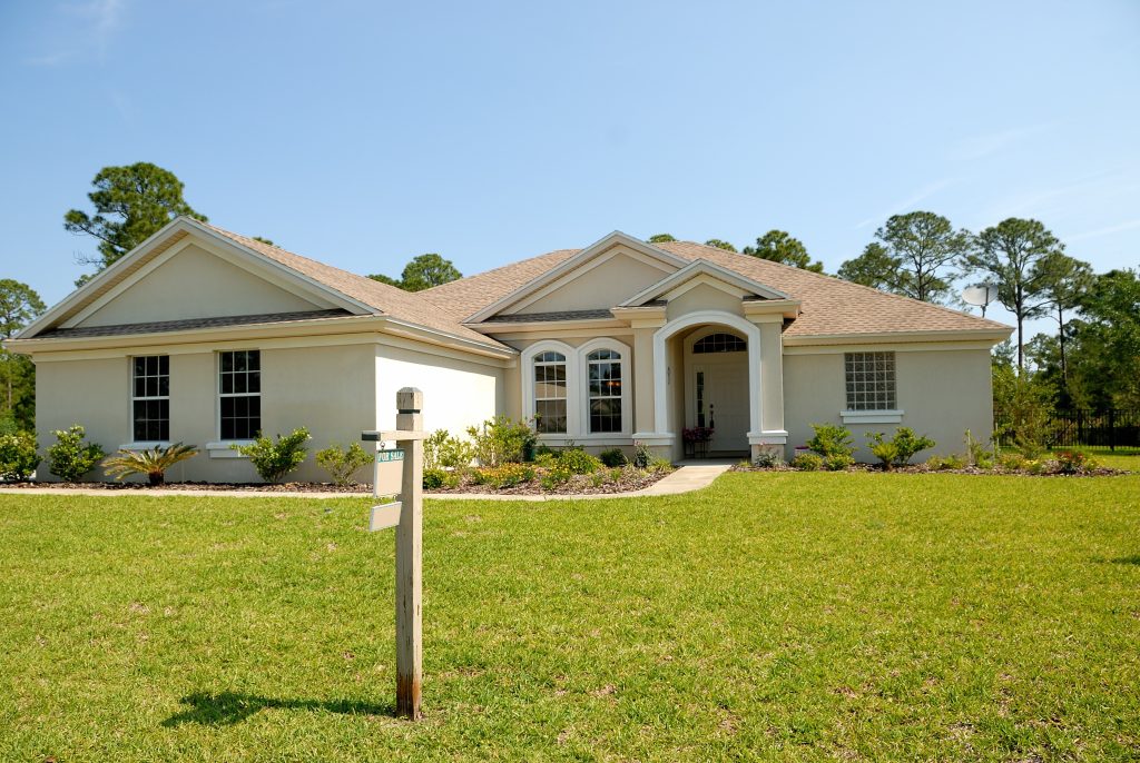 what features does a typical american house have