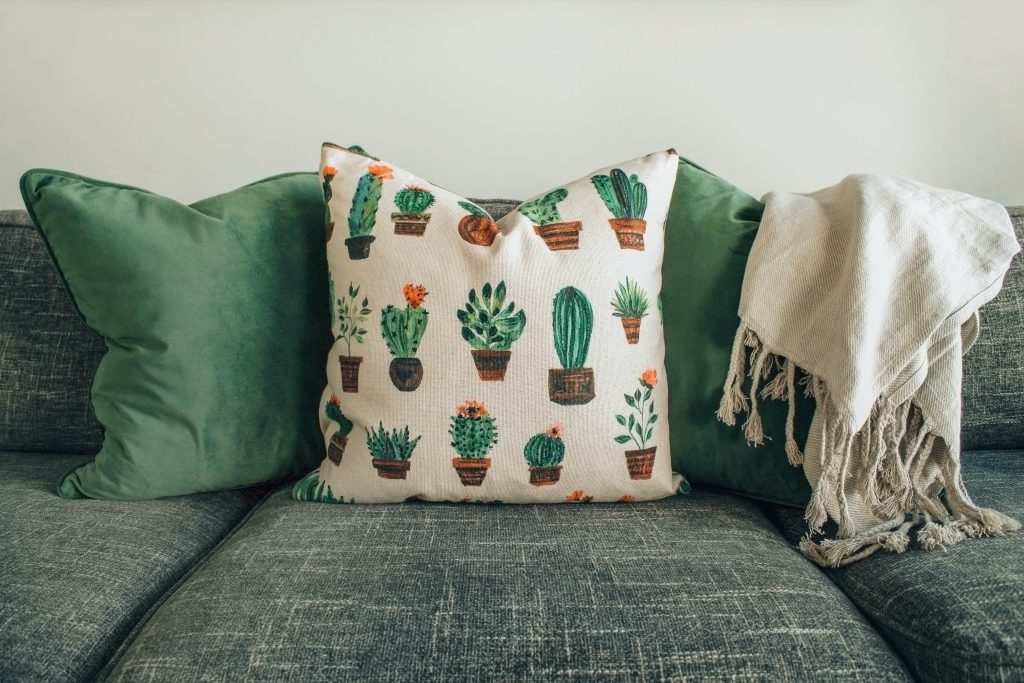 green throw pillows