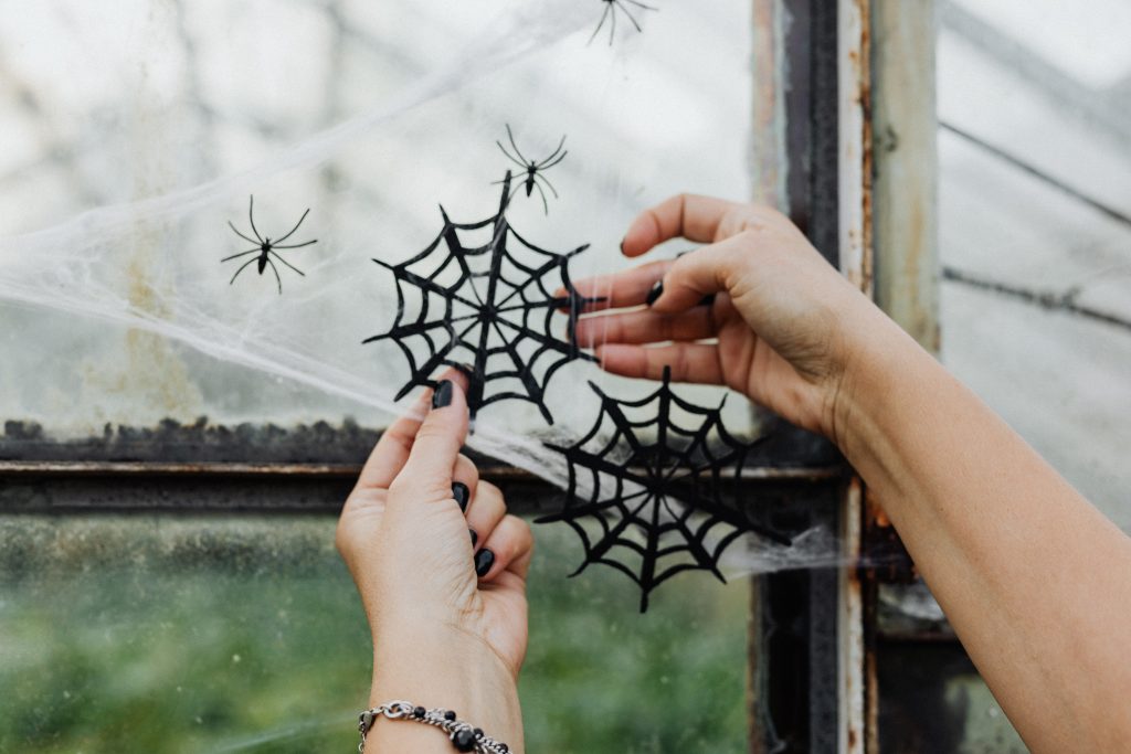 diy halloween decorations
halloween decoration ideas diy
how can i decorate my house for halloween?